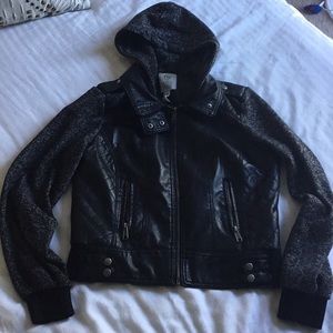Women’s leather jacket